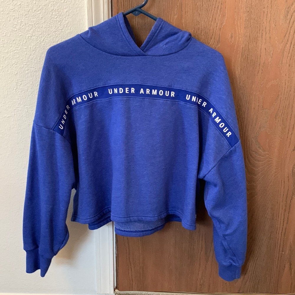Cropped Under Armor Hoodie